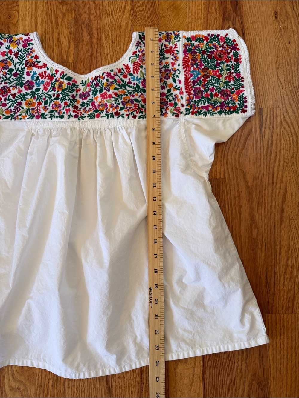 Madewell Embroidered White Mexican Peasant Blouse with Multicolor Floral Yoke M - Picture 2 of 10